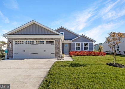338 Heritage Shores Circle - Photo 1