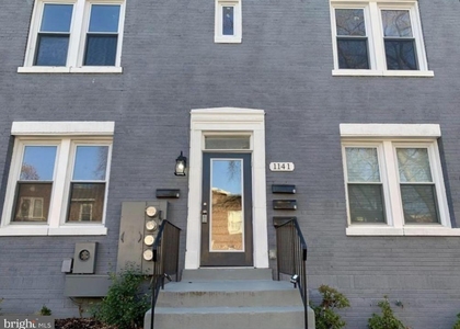 1141 Owen Place Ne - Photo 1