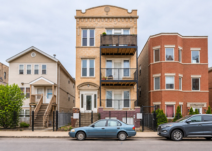 2747 W Augusta Boulevard - Photo 1