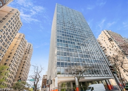 2400 N Lakeview Avenue - Photo 1