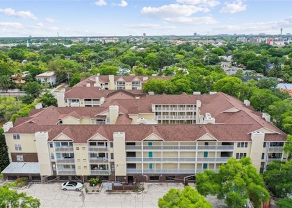 1000 W Horatio Street - Photo 1