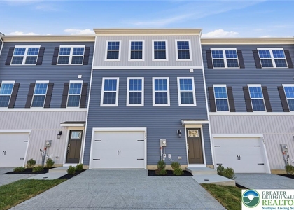 1082 Meadowlark Drive - Photo 1