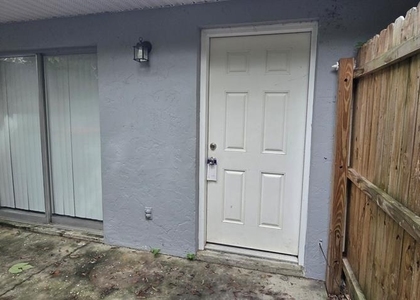 5200 Se 31st Street Se - Photo 1