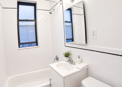  East 82nd Street - Photo 1