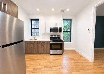 565 Saint Johns Pl - Photo 1