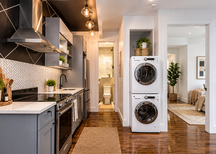 85 Graham Ave - Photo 1