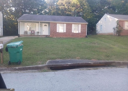 5677 Pine Gate Drive - Photo 1