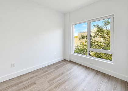 706 East 32nd Street - Photo 1