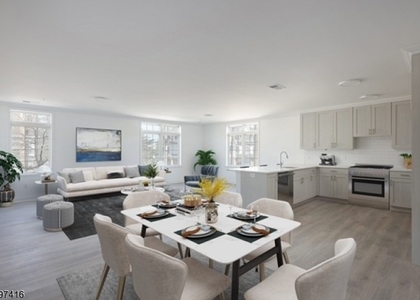 500 Central Ave, Unit 304 - Photo 1