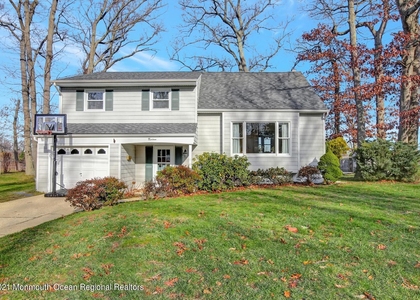 13 Roslyn Drive - Photo 1