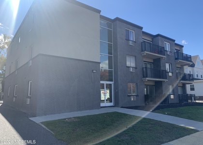 21 Leroy Place - Photo 1