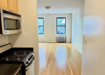 East 84th Street - Photo 1