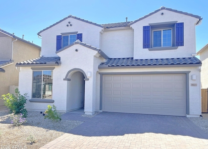 9023 W San Juan Avenue - Photo 1