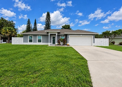 1749 Se Vesthaven Court - Photo 1