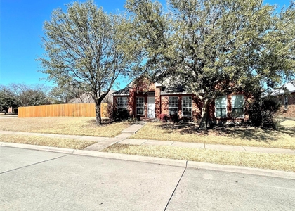 1417 Sleepy Hollow Drive - Photo 1