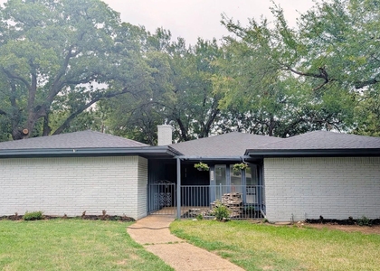 1756 Cynthia Lane - Photo 1