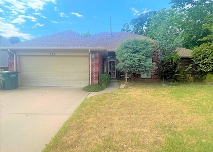 725 Tuscany Way - Photo 1