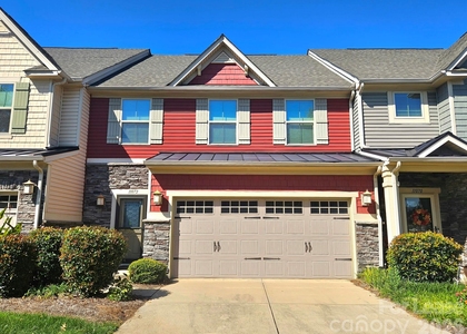 11072 Discovery Drive - Photo 1