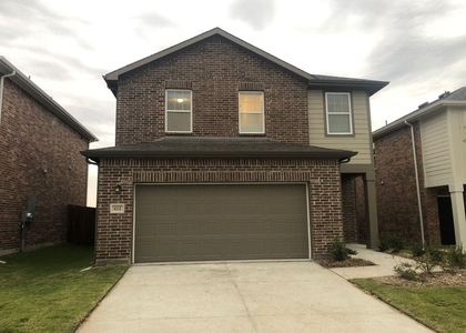 612 Colgate Circle - Photo 1