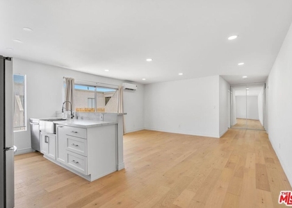 409 Burchett Street - Photo 1