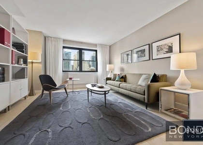 East 39th Street - Photo 1