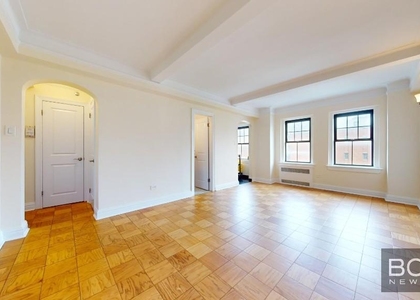 Christopher Street - Photo 1