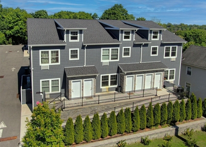 108 N Kensico Avenue - Photo 1