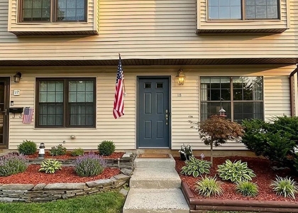 115 Willett Avenue - Photo 1
