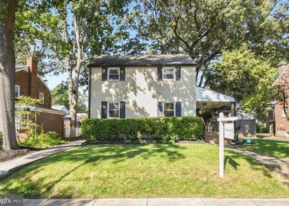 4727 Arlington Boulevard - Photo 1