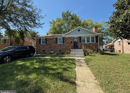 2711 Boones Lane - Photo 1