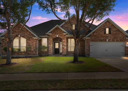 2855 Saint Paul Rivera - Photo 1