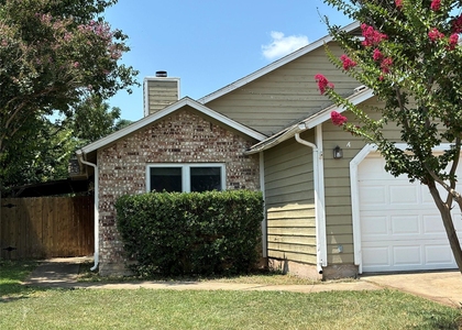 10005 Parliament House Rd - Photo 1
