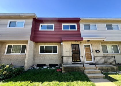 5025 Suffield Court - Photo 1