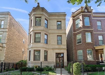 3746 N Lakewood Avenue - Photo 1
