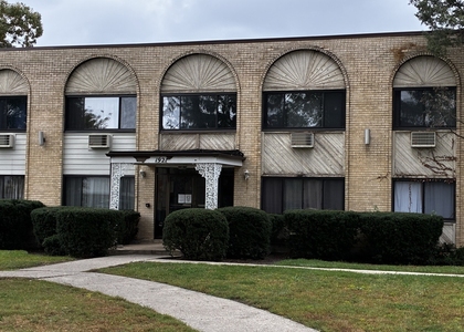 1919 N Lewis Avenue - Photo 1