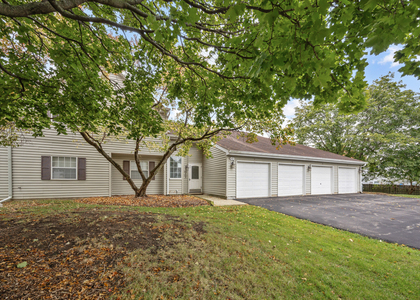 40 Victoria Lane - Photo 1