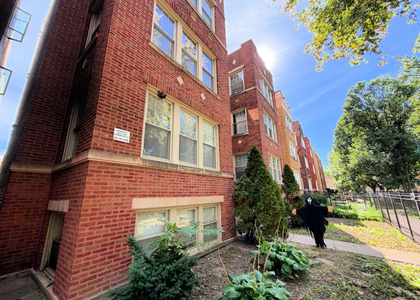 5035 N Springfield Avenue - Photo 1