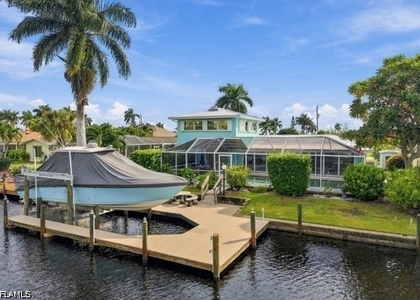 5622 Deauville Court - Photo 1