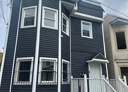 19 Montrose - Photo 1
