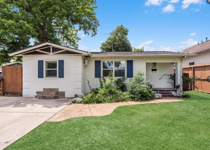 1207 Archer Street - Photo 1