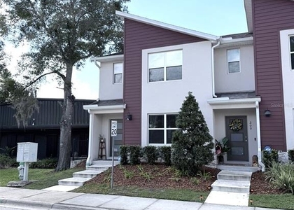 204 E Palmetto Avenue - Photo 1