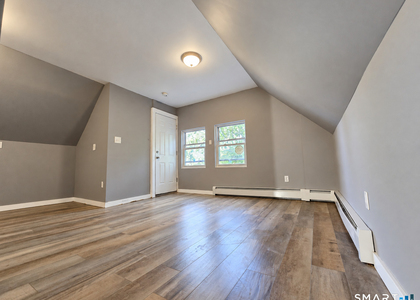 366 Sigourney Street - Photo 1