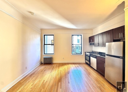 West 11th Street - Photo 1
