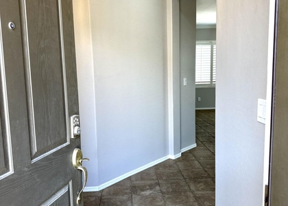 1719 W Owens Way - Photo 1