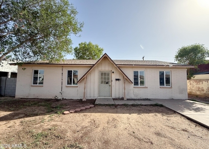 5825 W Flower Street - Photo 1