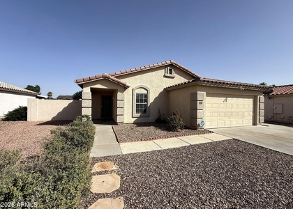 5807 N 73rd Drive - Photo 1