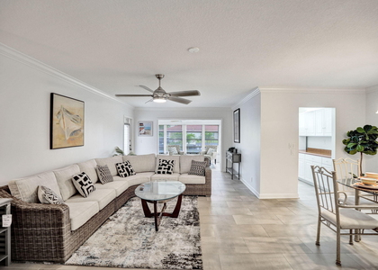 315 Nw 50th Avenue - Photo 1