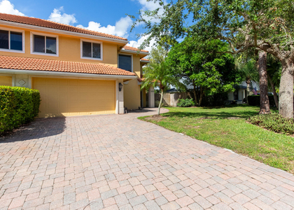 1036 Staghorn Street - Photo 1