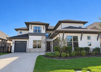 943 Marie Drive - Photo 1