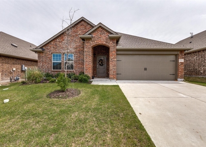 756 Daybreak Lane - Photo 1